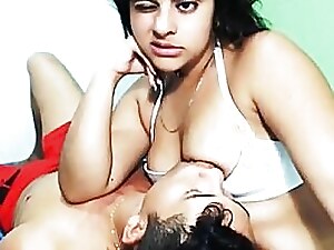 Indian teen sheds tears of strength while breastfeeding, shared on MM1Movie.com.